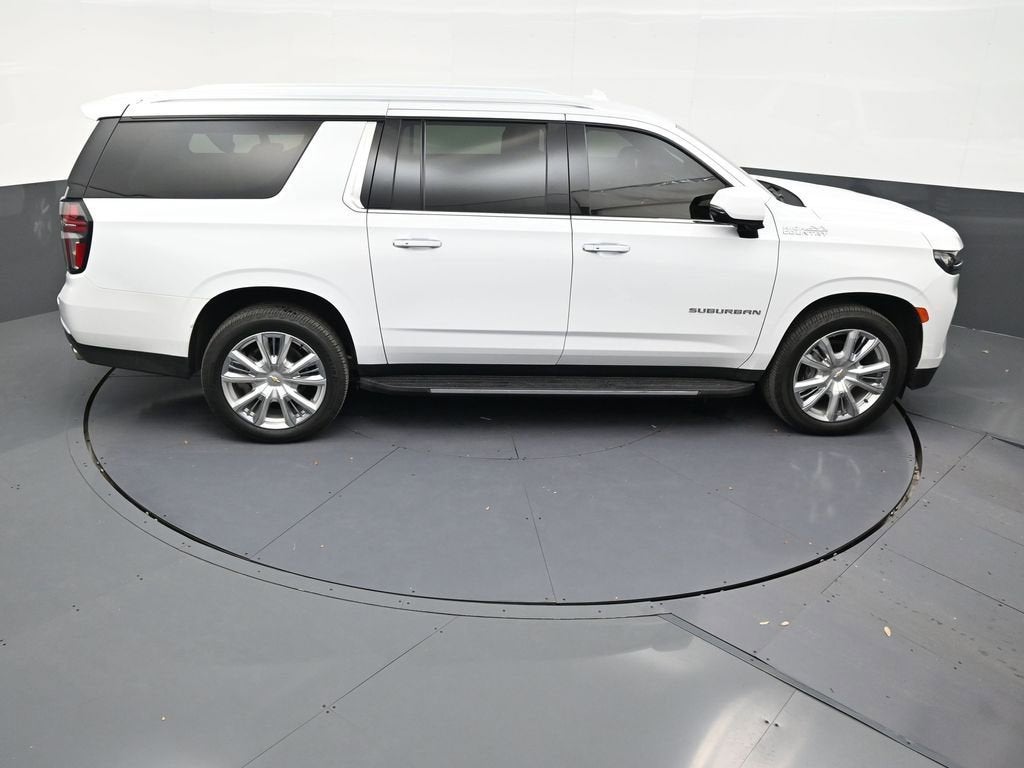 2022 Chevrolet Suburban High Country
