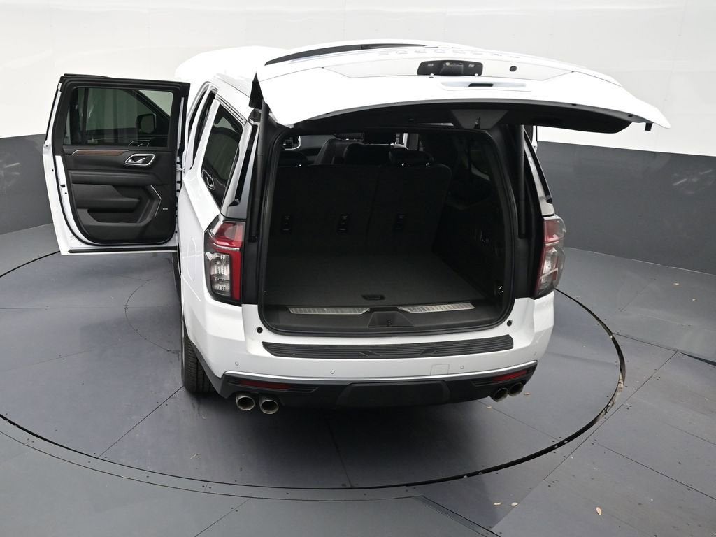 2022 Chevrolet Suburban High Country