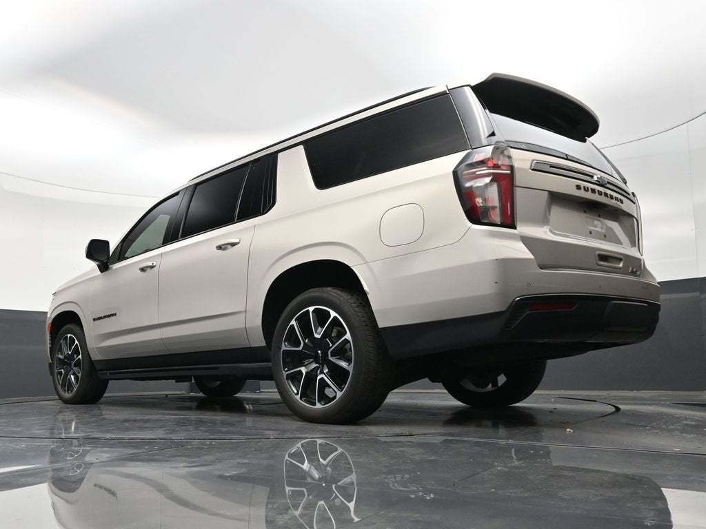 2023 Chevrolet Suburban RST
