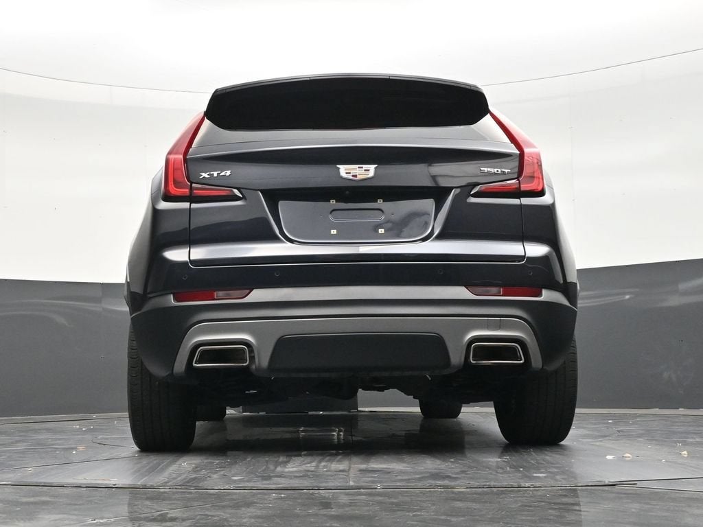 2023 Cadillac XT4 FWD Premium Luxury