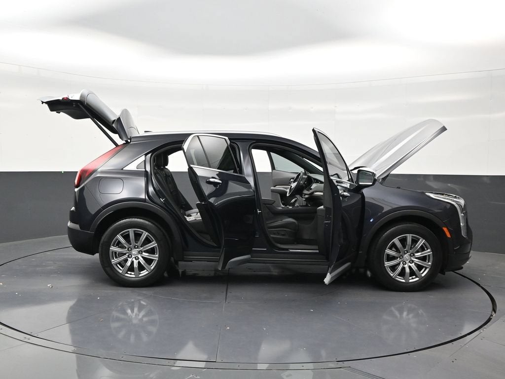 2023 Cadillac XT4 FWD Premium Luxury