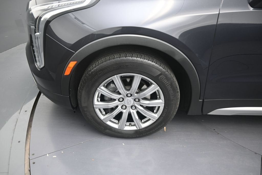 2023 Cadillac XT4 FWD Premium Luxury