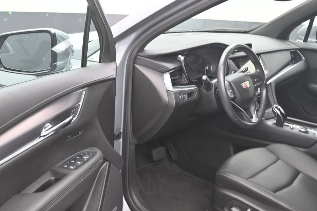 2024 Cadillac XT6 Luxury