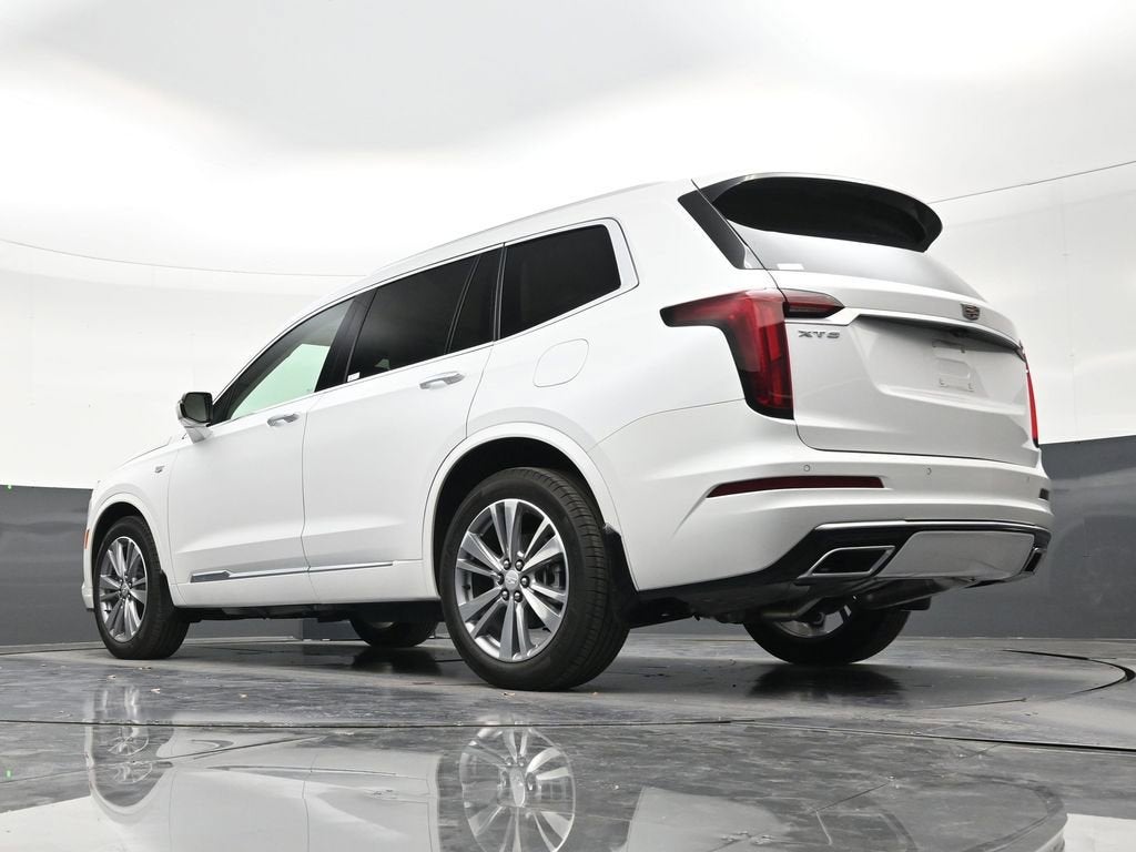 2025 Cadillac XT6 Premium Luxury