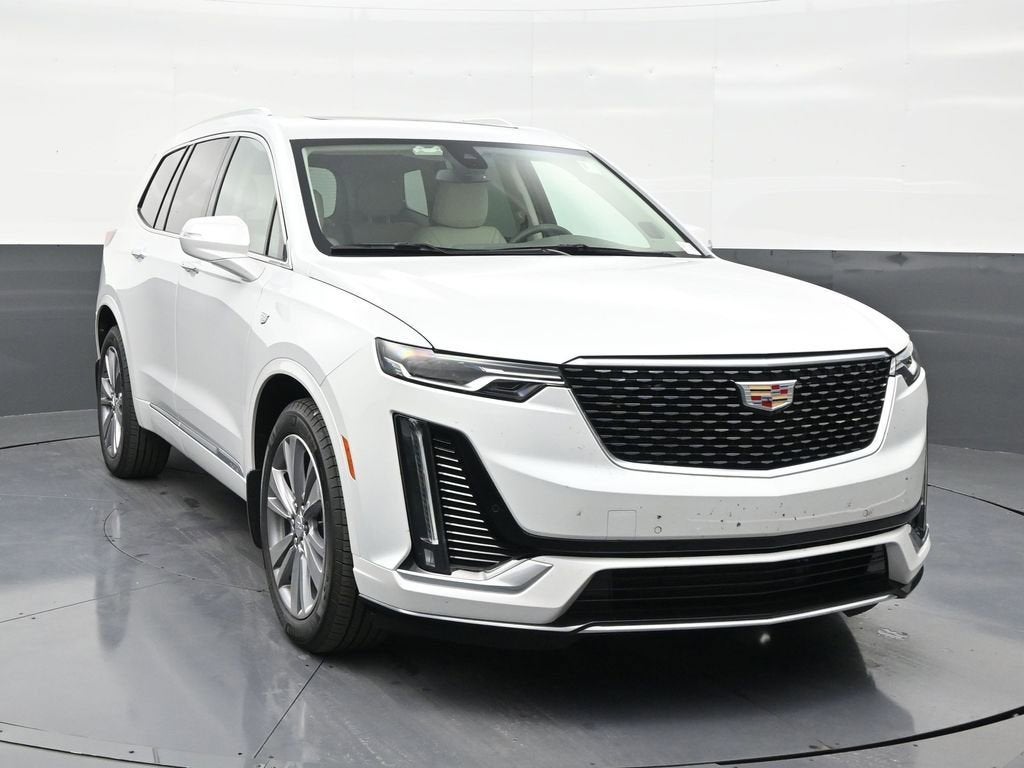 2025 Cadillac XT6 Premium Luxury