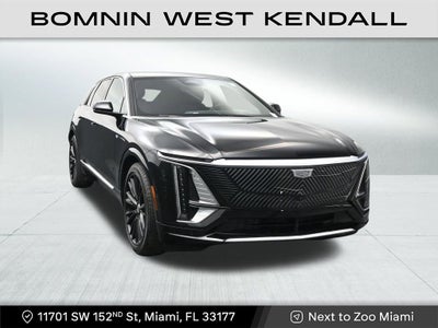 2025 Cadillac LYRIQ Luxury 2