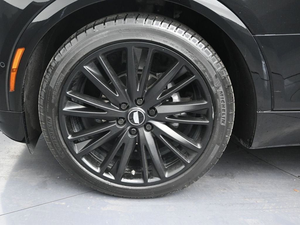 2025 Cadillac LYRIQ Luxury 2