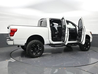 2019 Nissan Titan SL