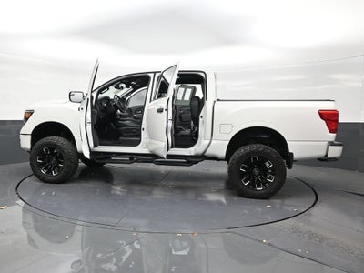 2019 Nissan Titan SL