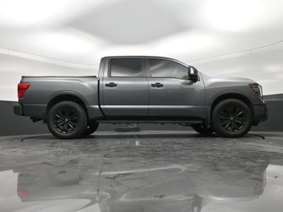 2023 Nissan TITAN Crew Cab SV 4x4