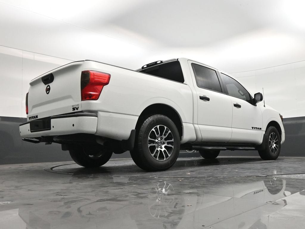 2021 Nissan TITAN Crew Cab SV 4x2
