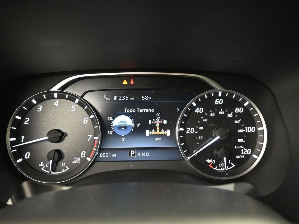 2023 Nissan Frontier SV