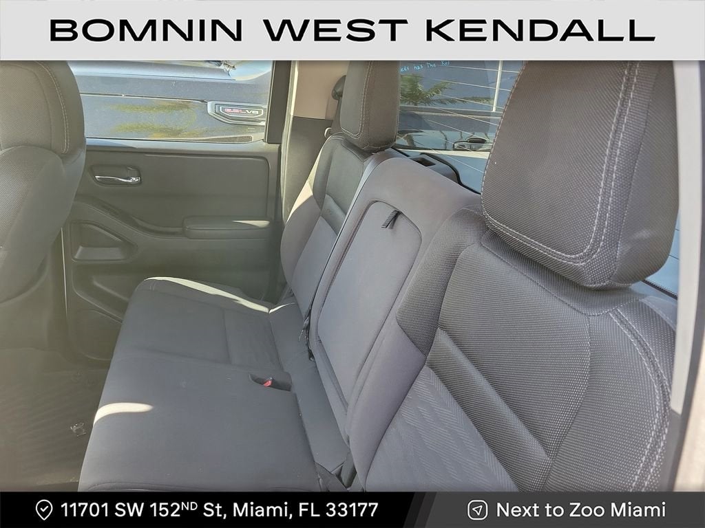 2022 Nissan Frontier SV