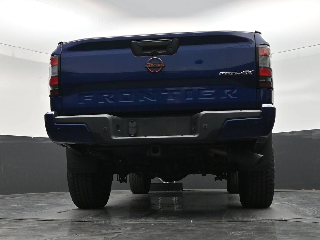 2022 Nissan Frontier Crew Cab PRO-4X 4x4