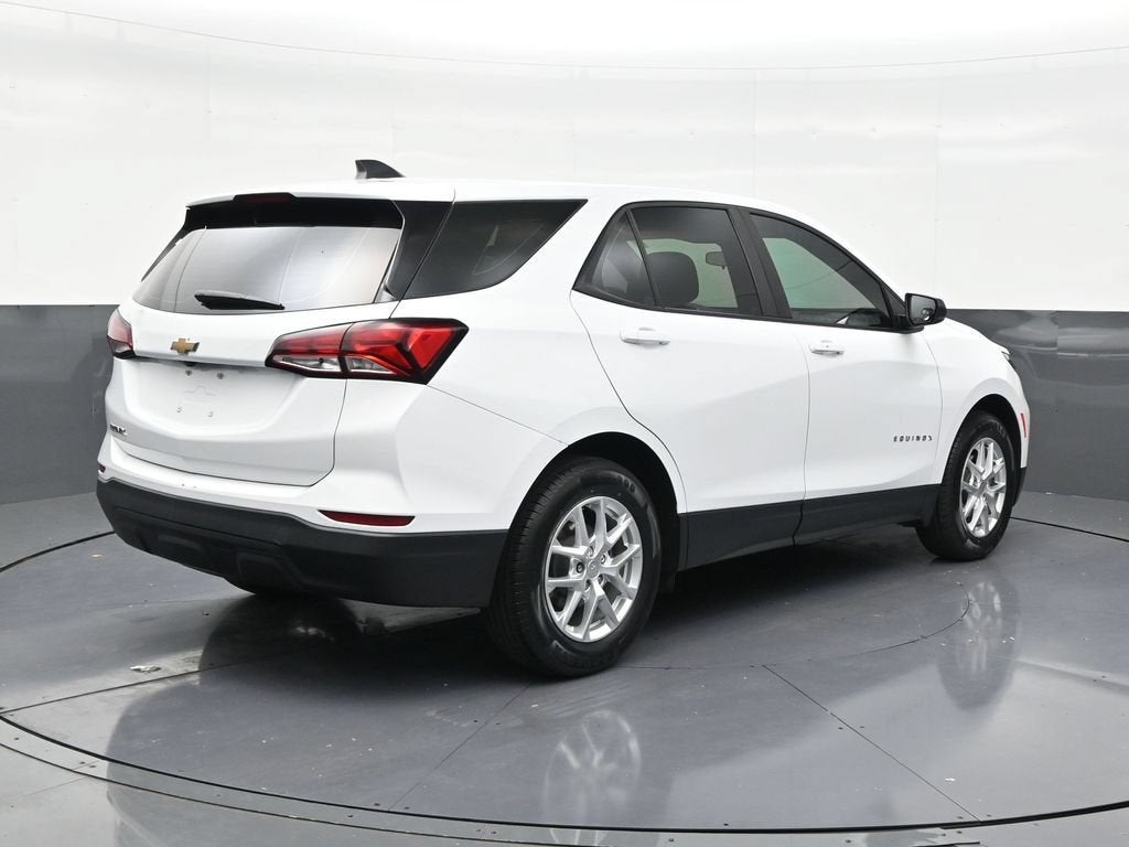 2022 Chevrolet Equinox LS
