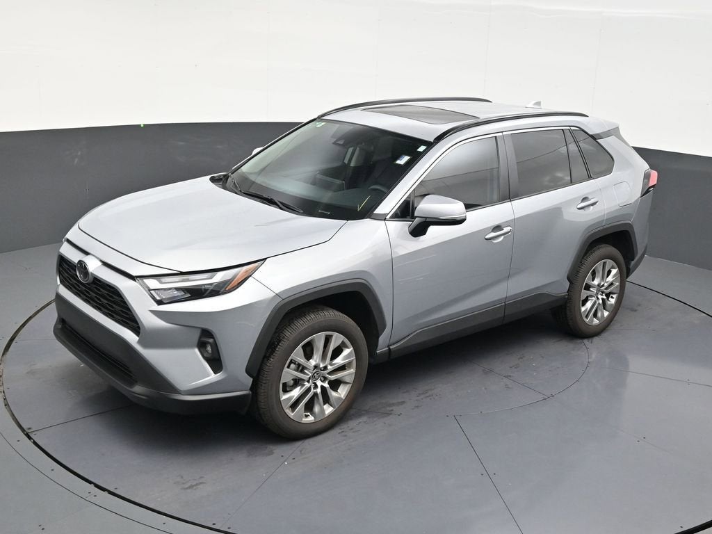 2025 Toyota RAV4 XLE Premium