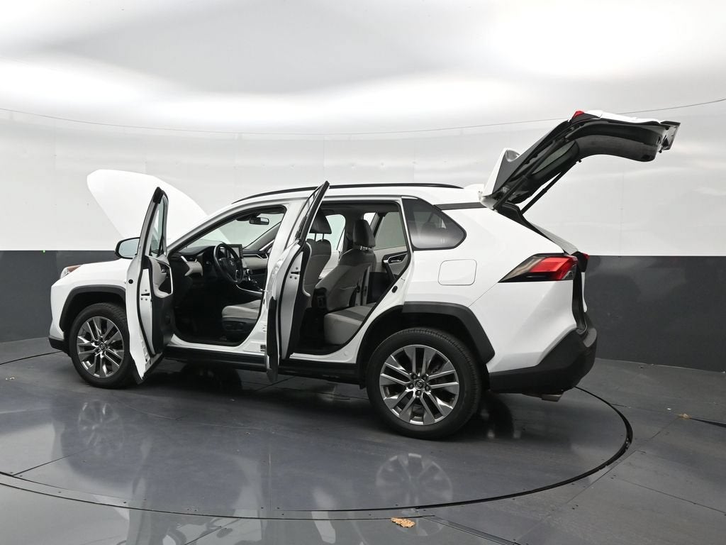 2019 Toyota RAV4 XLE Premium