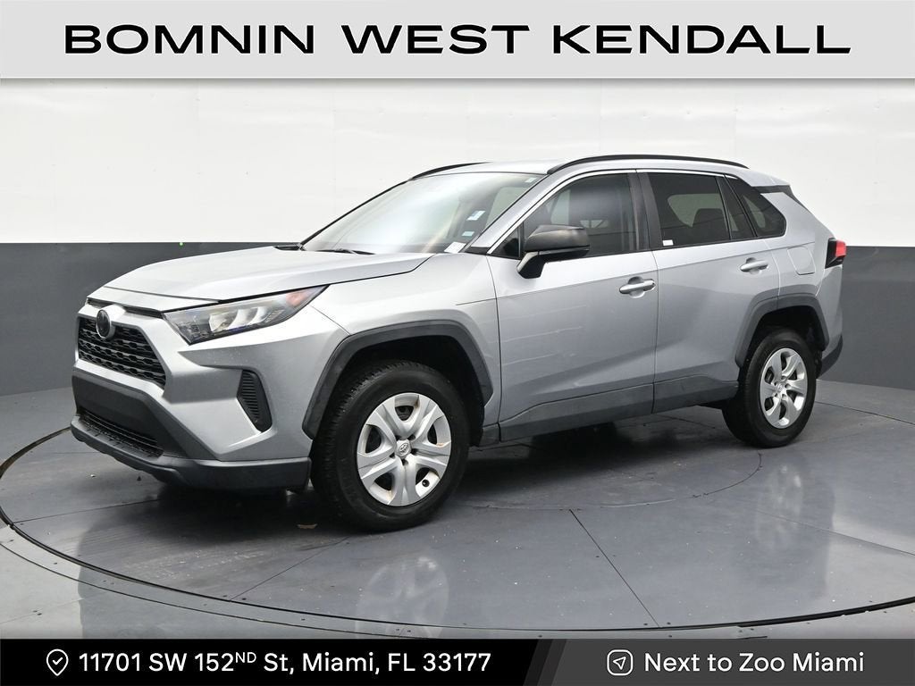 2020 Toyota RAV4 LE
