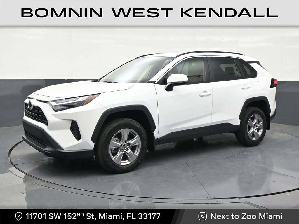 2025 Toyota RAV4 XLE