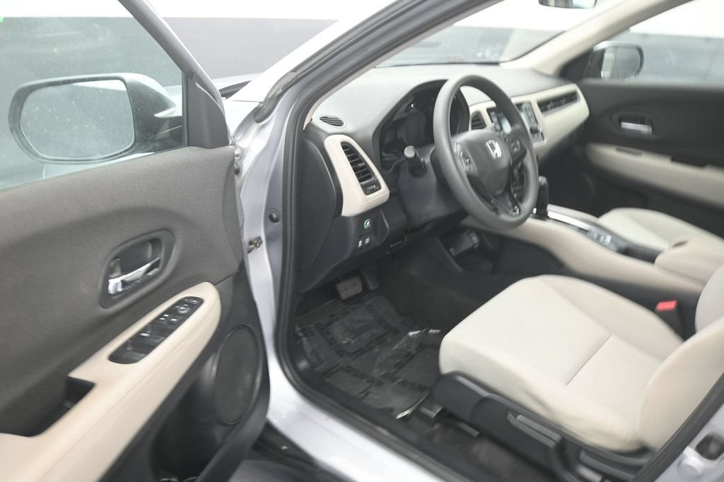 2022 Honda HR-V 2WD LX