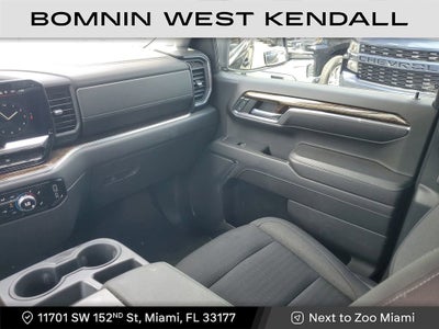 2023 GMC Sierra 1500 SLE