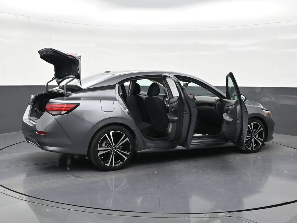 2022 Nissan Sentra SR Xtronic CVT