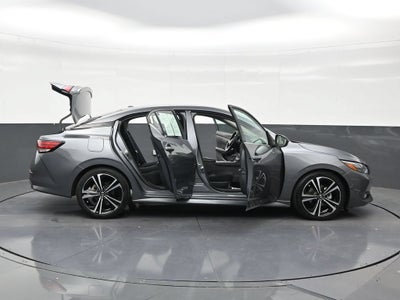 2022 Nissan Sentra SR Xtronic CVT