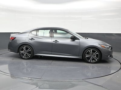 2022 Nissan Sentra SR Xtronic CVT