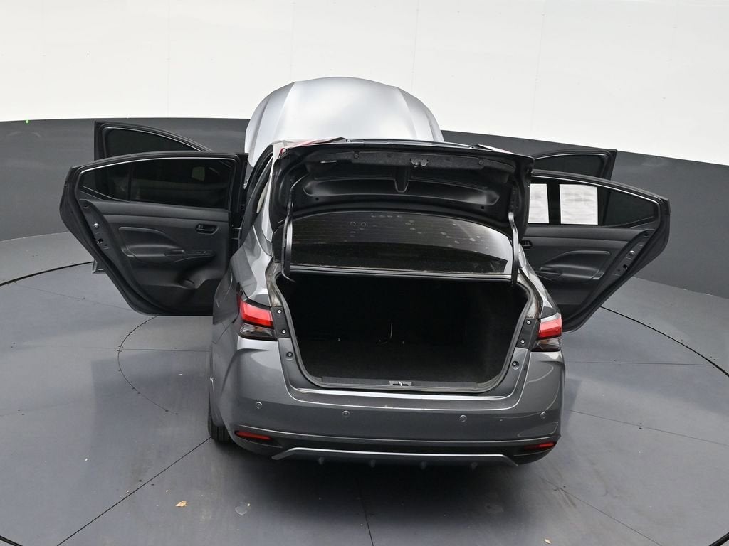 2022 Nissan Versa S