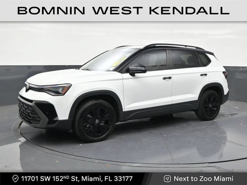 2025 Volkswagen Taos 1.5T SE Black
