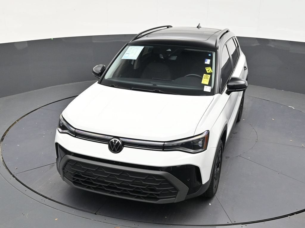2025 Volkswagen Taos SE Black
