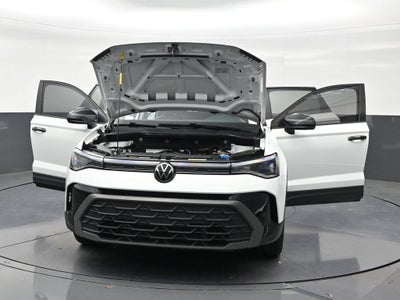 2025 Volkswagen Taos SE Black