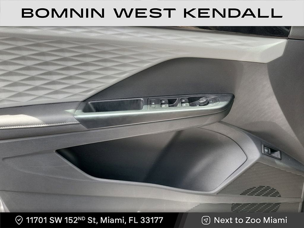 2024 Volkswagen Taos S