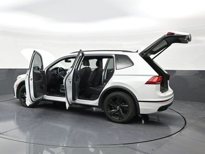 2024 Volkswagen Tiguan SE R-Line Black