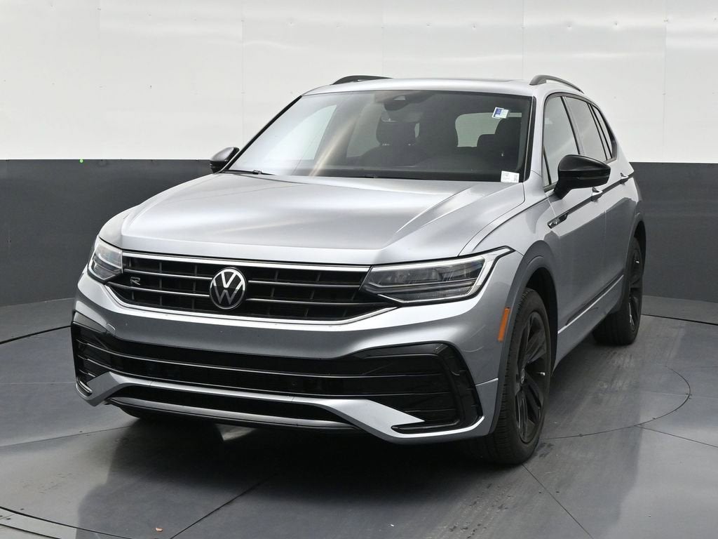 2023 Volkswagen Tiguan SE R-Line Black