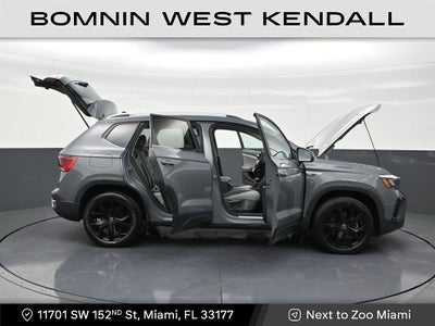 2022 Volkswagen Taos SE