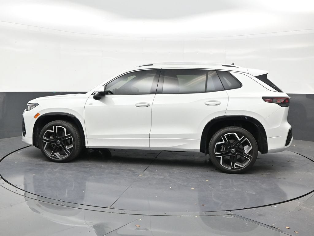 2026 Volkswagen Tiguan SEL R-Line Turbo