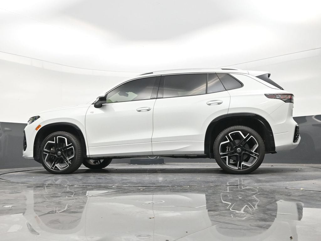 2026 Volkswagen Tiguan SEL R-Line Turbo