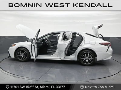 2023 Toyota Camry SE