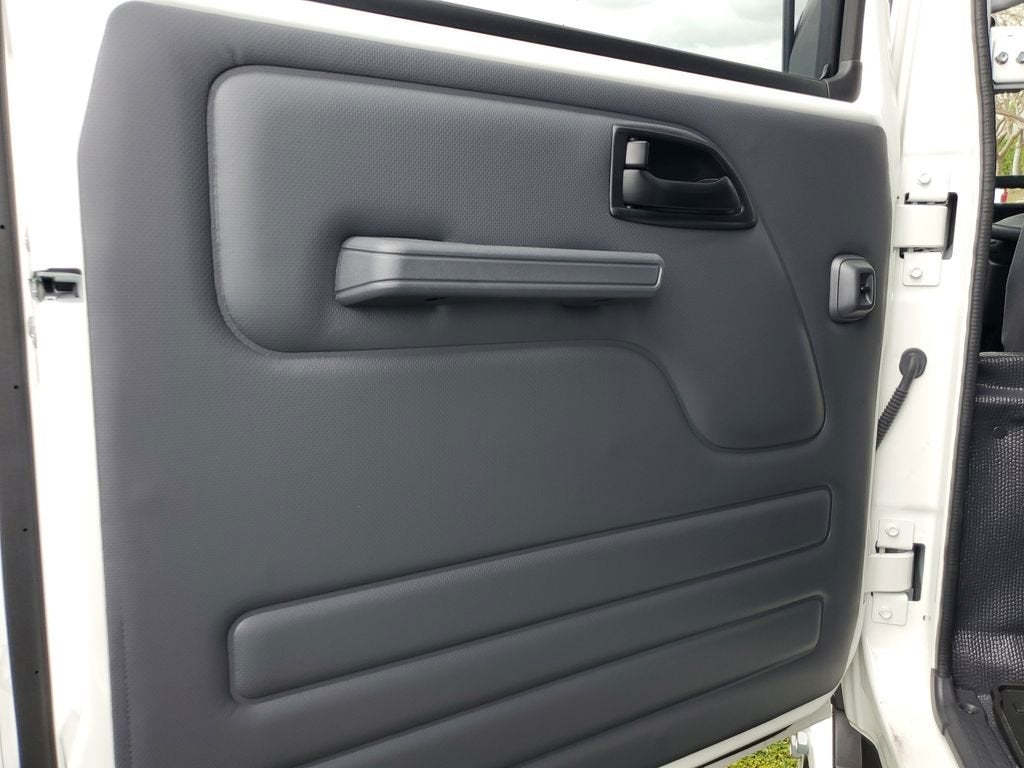 2025 Chevrolet Low Cab Forward 4500 Base