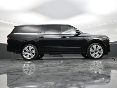 2025 Lincoln Navigator L Black Label