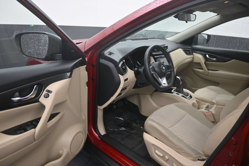 2020 Nissan Rogue SV FWD