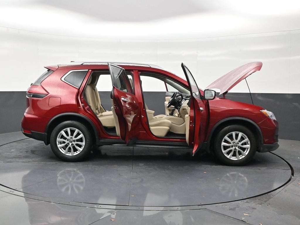 2020 Nissan Rogue SV FWD