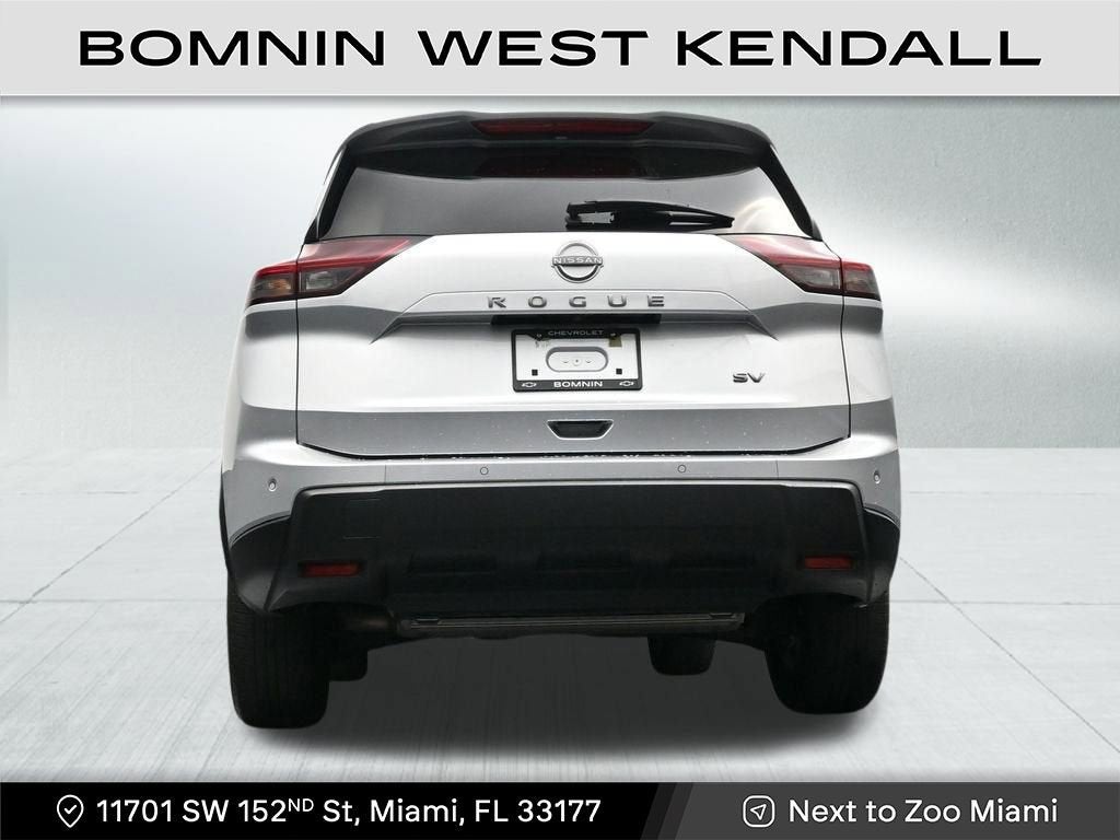 2024 Nissan Rogue SV