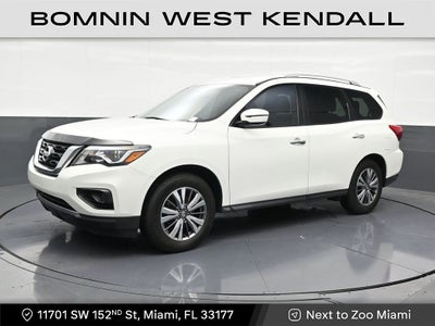2020 Nissan Pathfinder SV