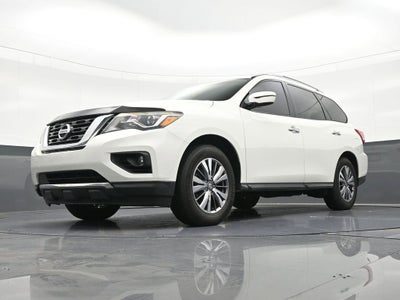 2020 Nissan Pathfinder SV