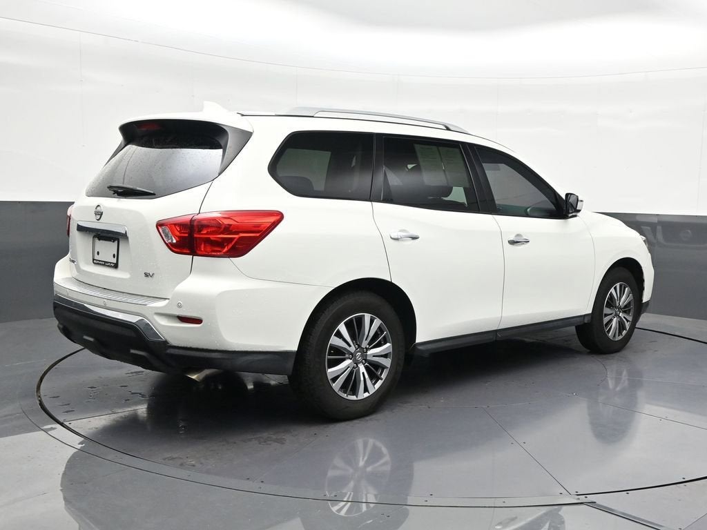 2020 Nissan Pathfinder SV