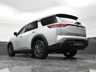2022 Nissan Pathfinder S