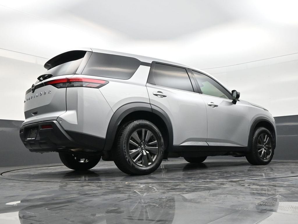 2022 Nissan Pathfinder S