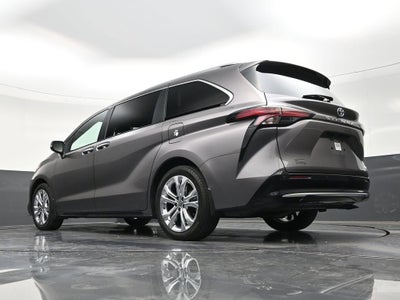 2024 Toyota Sienna Platinum